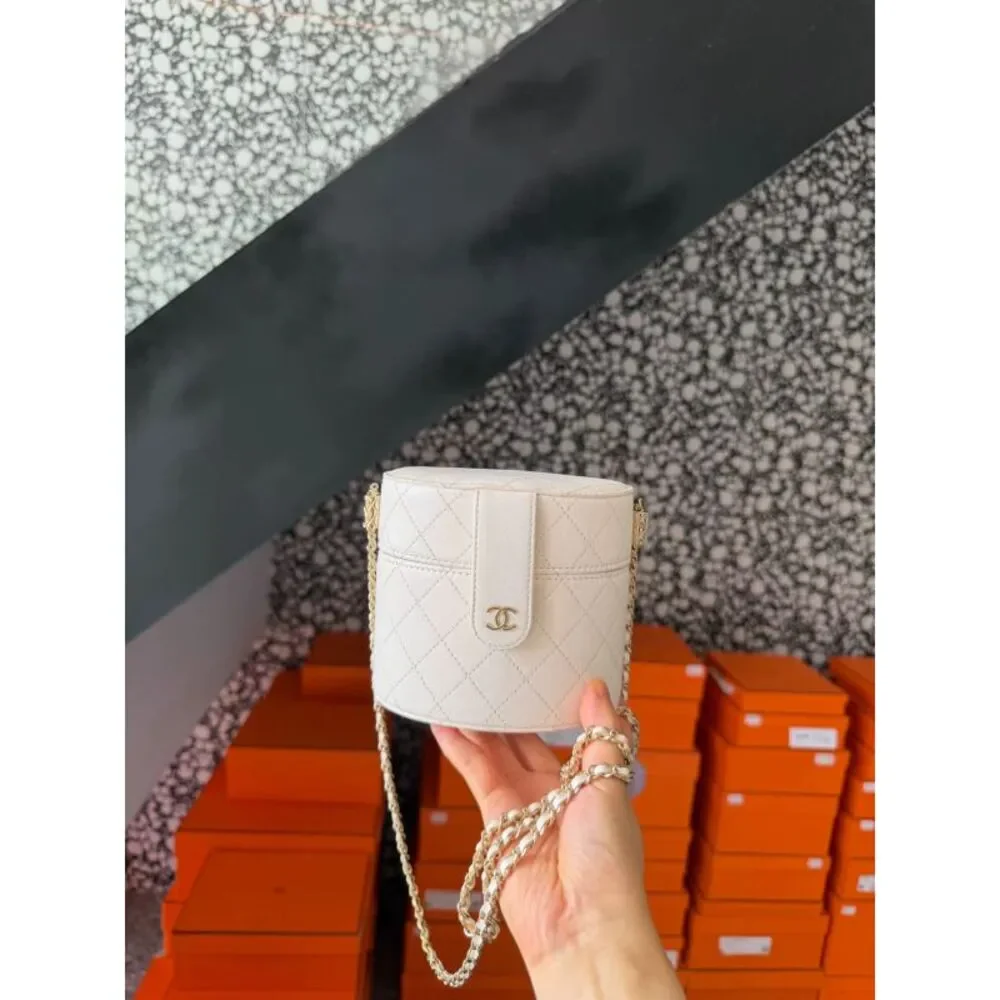 Chanel Women Pre-Loved Bag Very Good Condition